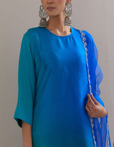 Green Blue Ombre Kurta with Scalloped Organza Dupatta and pants