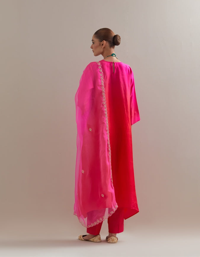 Fuchsia Red Ombre Kurta with Scalloped Organza Dupatta and pants