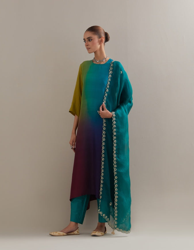 Green Purple Ombre Kurta with Scalloped Organza Dupatta and pants