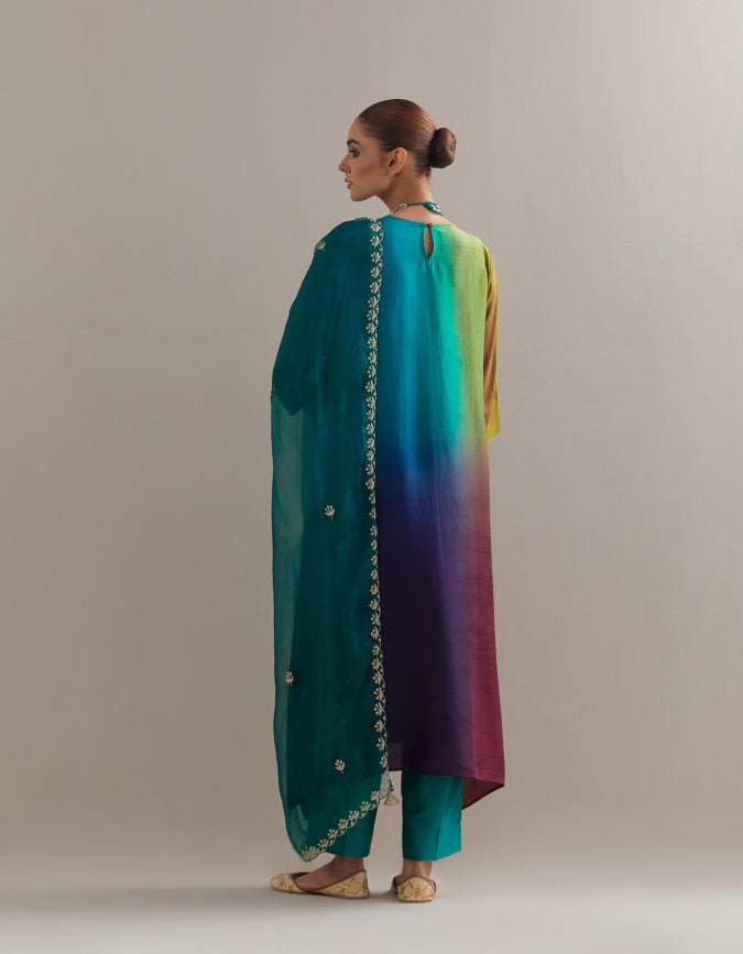 Green Purple Ombre Kurta with Scalloped Organza Dupatta and pants